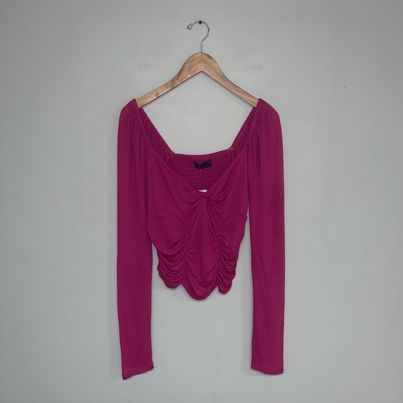 Urban Outfitters Top Women's Size Large Berry Pink Juliana Crepe Cutout Crop - Picture 2 of 11